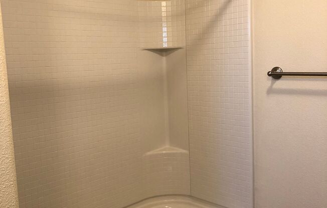 2 beds, 2 baths, 1,064 sqft, $2,271, Unit 1663 - 301