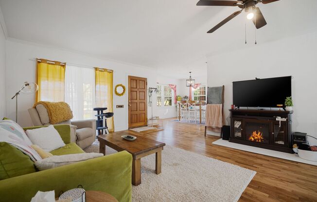 MOVE IN SPECIAL PARK HILL HOUSE