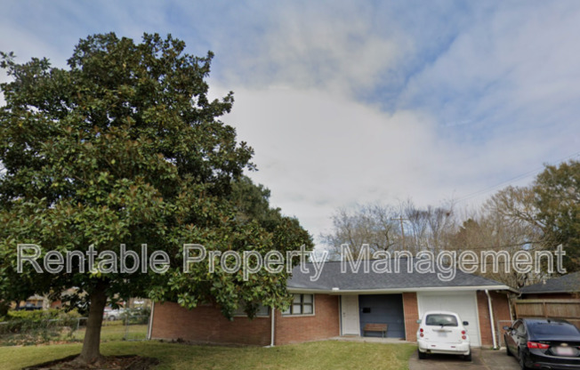 1001 EVA AVE