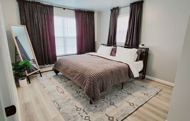 2 beds, 2 baths, 915 sqft, $2,575, Unit 4346-15