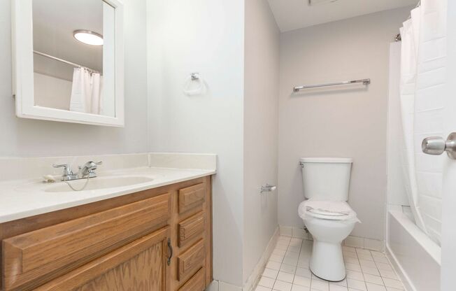 1 bed, 1 bath, $750, Unit 316