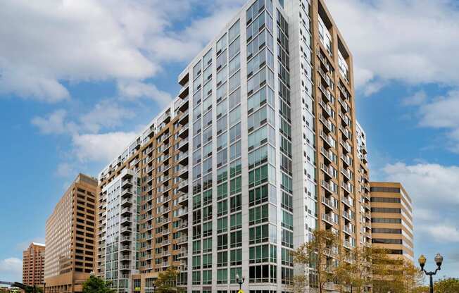 Concord Crystal City building exterior