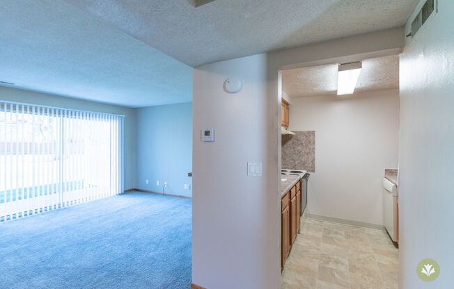 3 beds, 1.5 baths, 1,480 sqft, $1,575, Unit WC-6