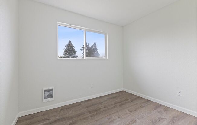 2 beds, 1 bath, 682 sqft, $1,300, Unit 51