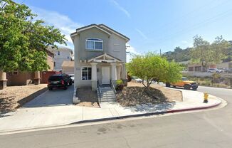 Amazing 3BR/2.5BA single family home! $3495/month