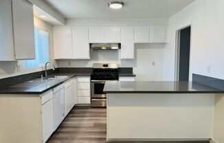 1 bed, 1 bath, 750 sqft, $2,285, Unit D