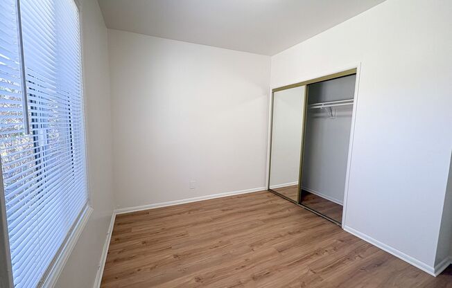 2 beds, 1 bath, $2,095, Unit 1808-E