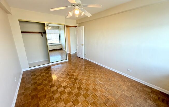 1 bed, 1 bath, 700 sqft, $1,765, Unit 418-1411