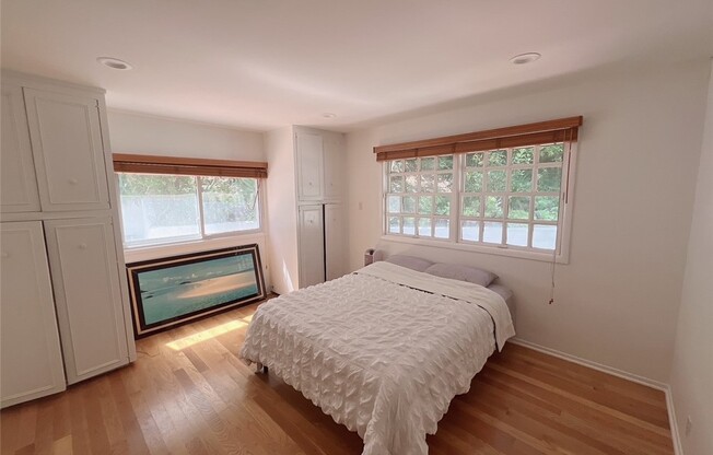 9466 HIDDEN VLY PL