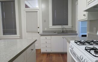 1 bed, 1 bath, $3,100, Unit 3