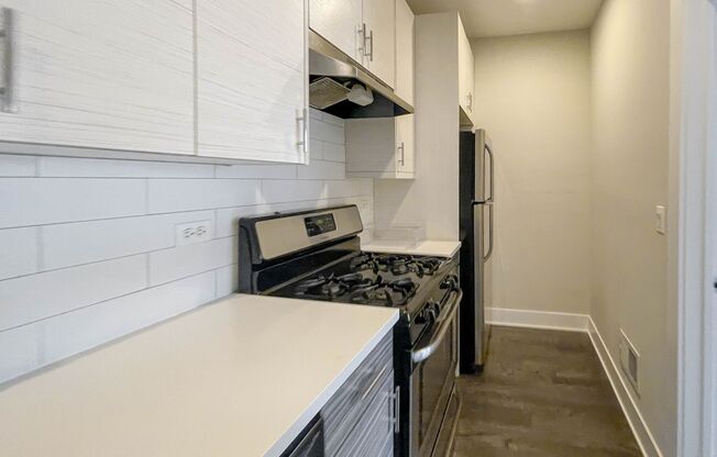 2 beds, 1 bath, 755 sqft, $2,675, Unit 3919-1E