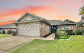 4 beds, 2 baths, $2,200