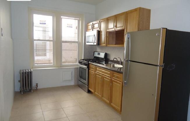 1 bed, 1 bath, $1,950, Unit 1R