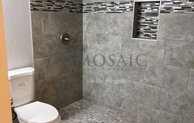 2 beds, 2 baths, 846 sqft, $995, Unit 274