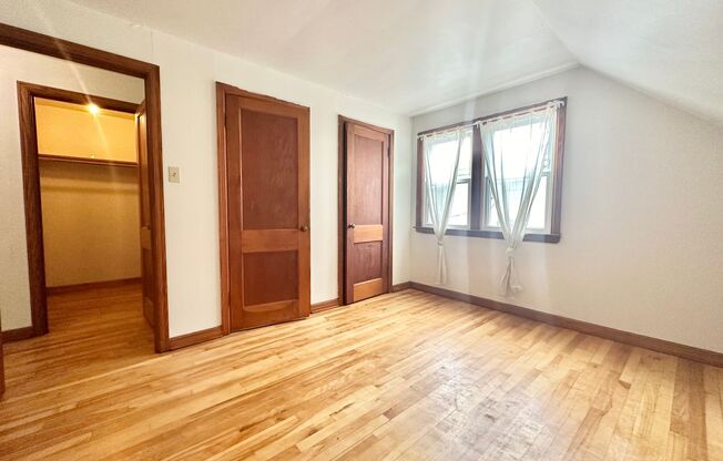 1 bed, 1 bath, $1,025, Unit 3137 N 87th - 3rd Party My Dwelling