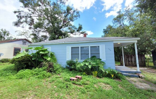 406 N S St Pensacola, fl 32507 MOVE IN SPECIAL: HALF OFF first full month of rent!!!
