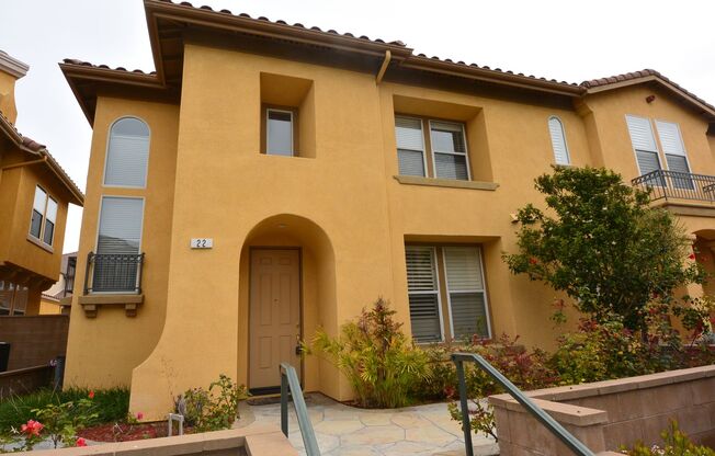 Fabulous 3 BD 2.5 BA Townhome in Northpark, Irvine
