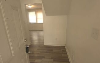 3 beds, 2 baths, $1,775, Unit Unit A