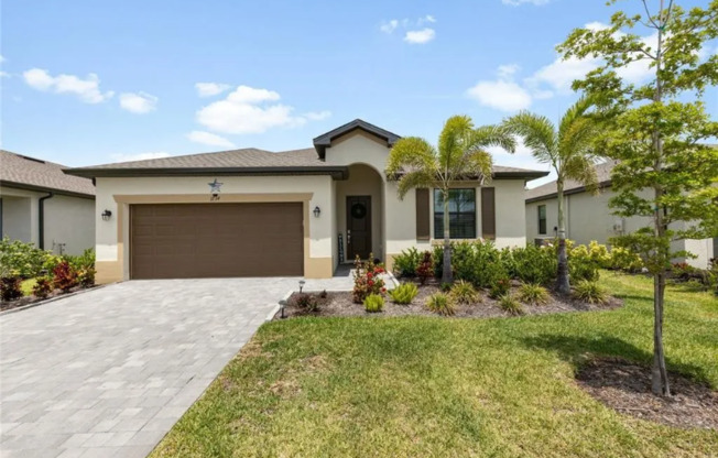1734 SADDLEWOOD CIR