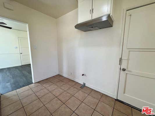 1 bed, 1 bath, $1,800, Unit 1/2