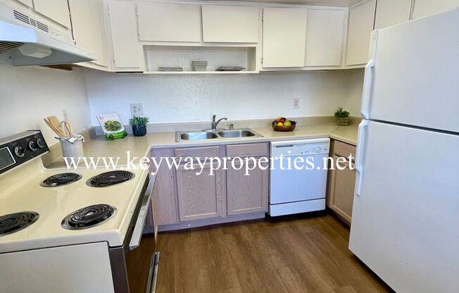 1000 Meadowlark Court