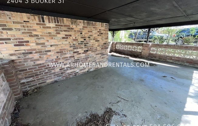 3 beds, 1 bath, 1,071 sqft, $1,095