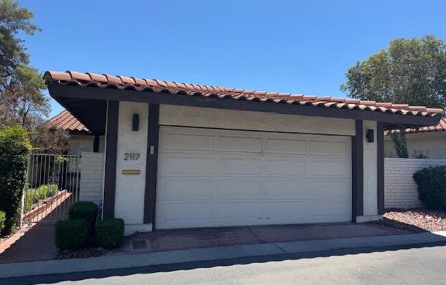 FULLY FURNISHED Home in Spanish Oaks!!