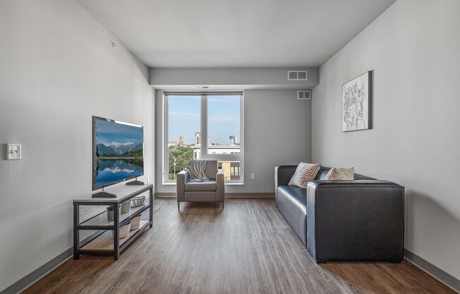 4 beds, 2 baths, 1,192 sqft, $3,260, Unit 307
