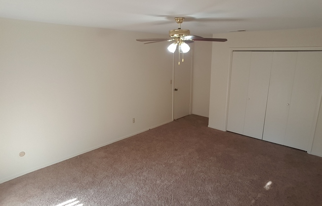 2 beds, 1 bath, 950 sqft, $1,700, Unit 1618 Montclair Dr., Modesto, Calif.