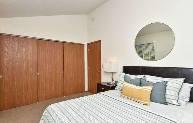 Birch Lake Townhomes - Bedroom