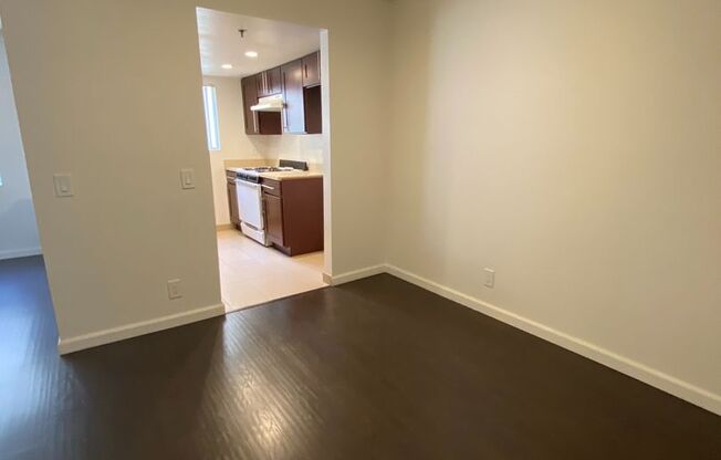 2 beds, 2 baths, 829 sqft, $2,068, Unit 219