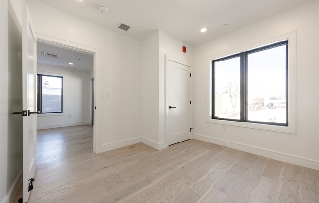 1 bed, 1 bath, 688 sqft, $2,950, Unit 209