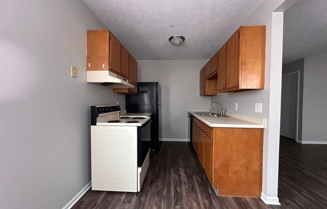 2 beds, 1 bath, 800 sqft, $850, Unit 797