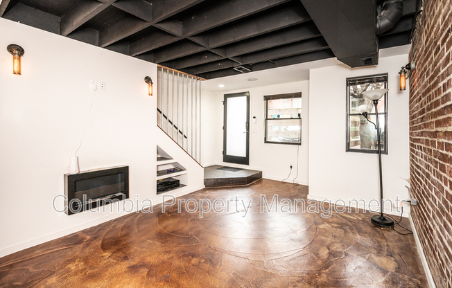 811 T ST NW