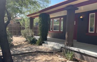 Charming House Near University of Arizona!