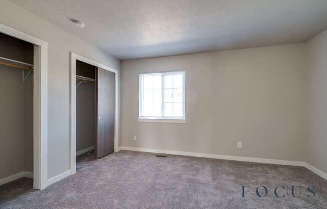 1 bed, 1 bath, 700 sqft, $937, Unit 822D