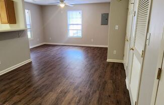 Studio, 1 bath, 600 sqft, $615, Unit 128-09