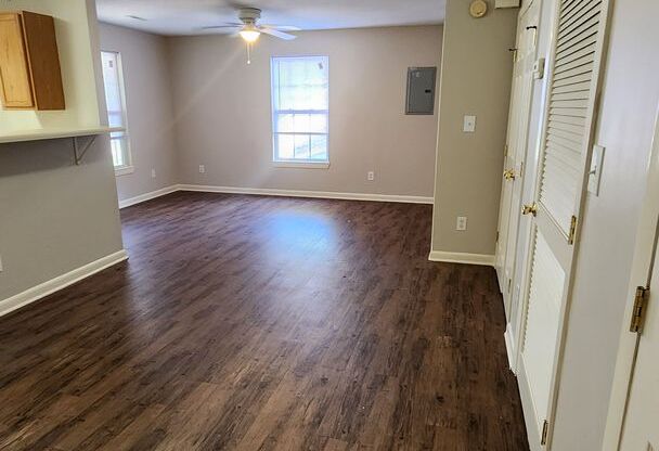 River Tanmer Apartments