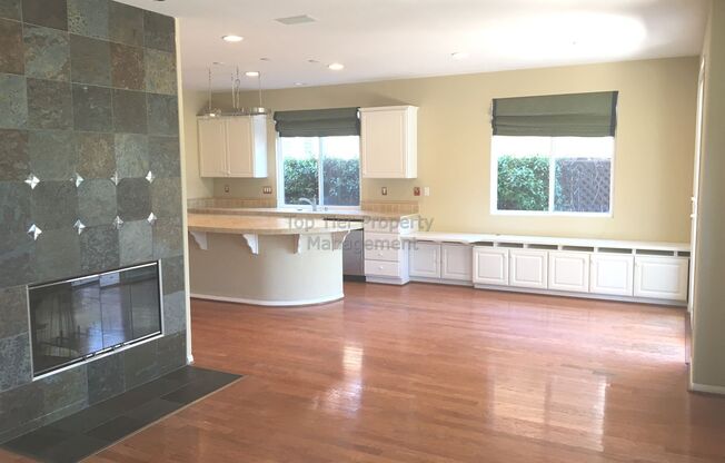 ***Beautiful 4 bed / 3 bath / 2,913 sqft House in Calavera Hills Carlsbad - Available 07/05***