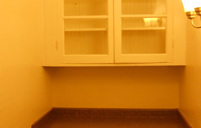 1 bed, 1 bath, 500 sqft, $1,550, Unit 01