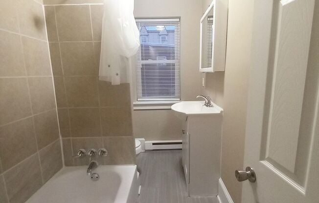 1 bed, 1 bath, 443 sqft, $835, Unit #2