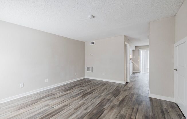 2 beds, 2.5 baths, 1,218 sqft, $1,395, Unit 2-22F