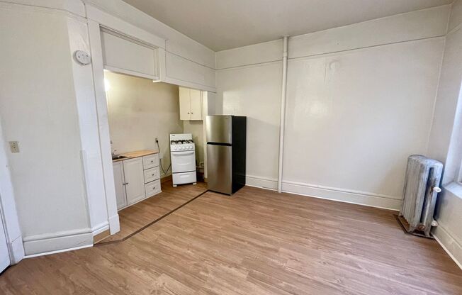 Studio, 1 bath, 194 sqft, $630, Unit 416