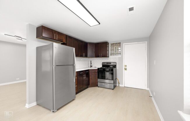 423 N Central