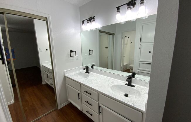 2 beds, 2 baths, 989 sqft, $1,715, Unit 11610B