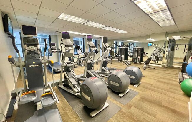 2 beds, 2 baths, $3,250, Unit 506