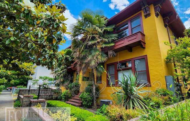 2934 SE MORRISON ST UNIT 8