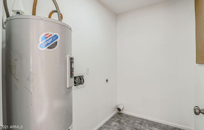 2 beds, 2 baths, $1,395