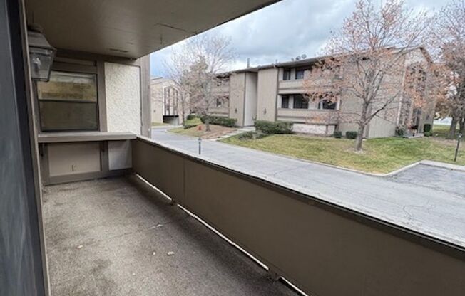 2 beds, 2 baths, $1,800, Unit Fair Meadows Condominiums