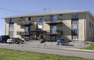 1400 4 ST S